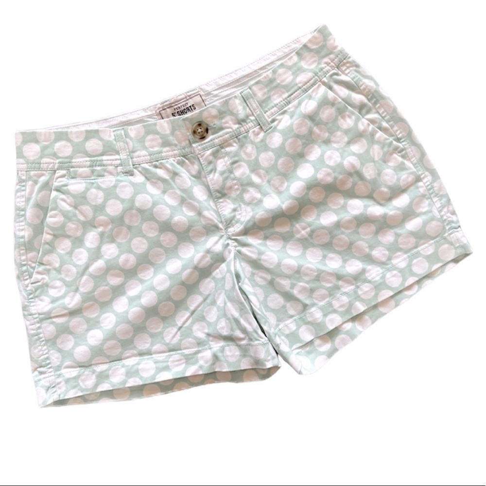 🌴 Old Navy Mint Polka Dot 5" Inseam Shorts Size 8 🌴